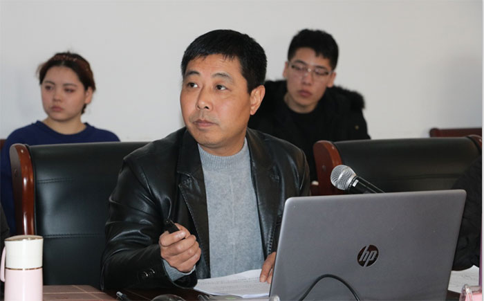 “同享陽光、共創輝煌”